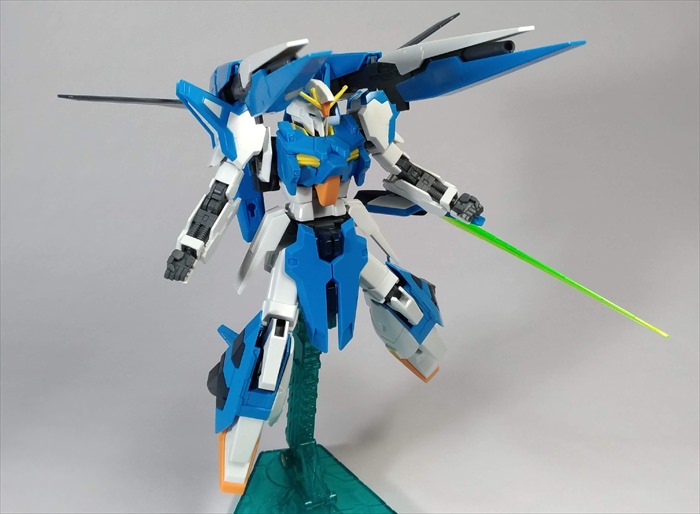 HGBF A-Zガンダム』の素組みレビュー。変形がカッコイイ！ | 人生、心