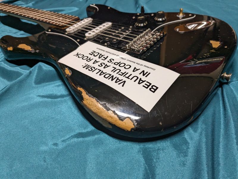 カート・コバーン スタイル ストラト - KALEIDO GUITAR ギター・ベース