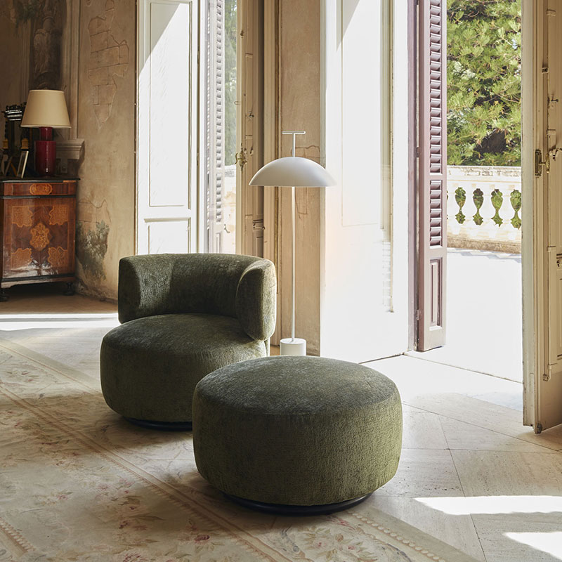 Kウェイトアームチェア｜Kartell｜カルテルオフィシャルサイト