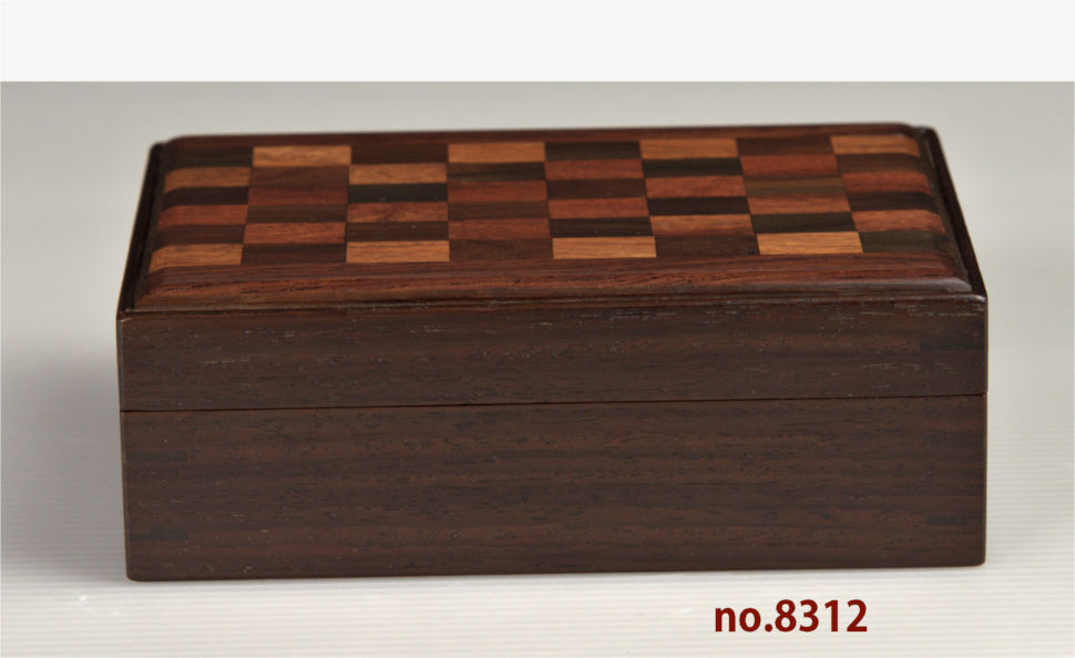 ギャラリー小物:紫檀 小箱 市松柄 若畑作 巾14cmcm 大阪唐木指物 no
