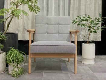 Kチェア ミストグレー」で柔らかな空間に – カリモク60オフィシャル