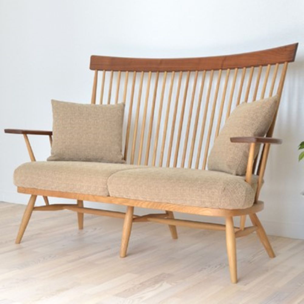 Takayama Wood Works 2人掛けカバーリングラブチェア WLC66K9 – 柏木工