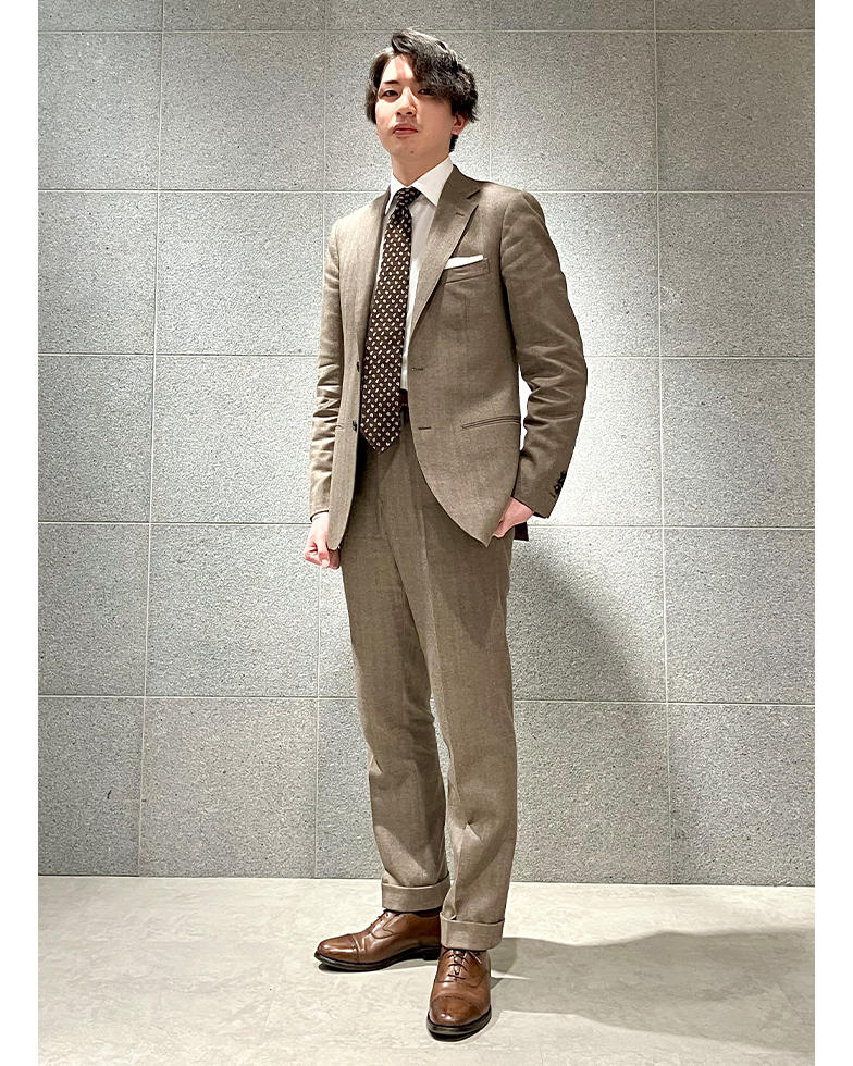 ベージュ×ブラウンコーデ 吉祥寺店 kei.suzuki | オーダースーツの