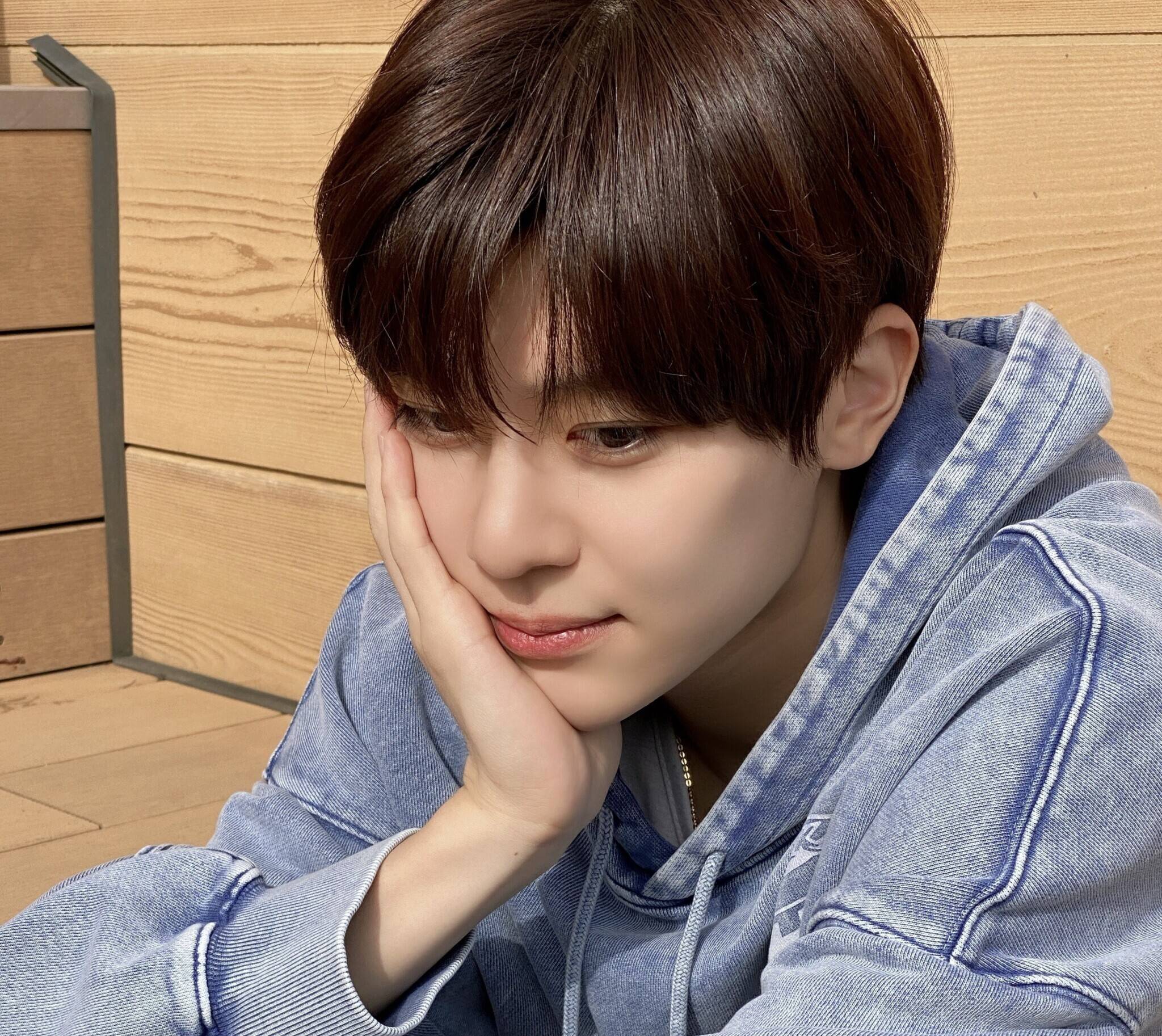 NCT WISHSION(シオン)】NCT WISHのリーダーSION(シオン)の魅力と経歴を