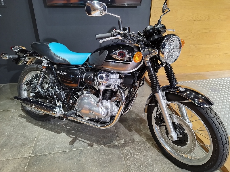 現行W800/MEGURO K3 に装着できるカワサキ純製シート | KAWASAKI-ZONE