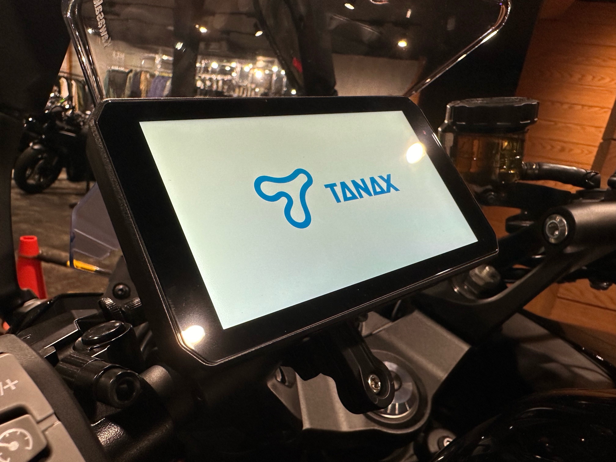 Ninja 1000SX 40th」にスマートライドモニターを取り付けました