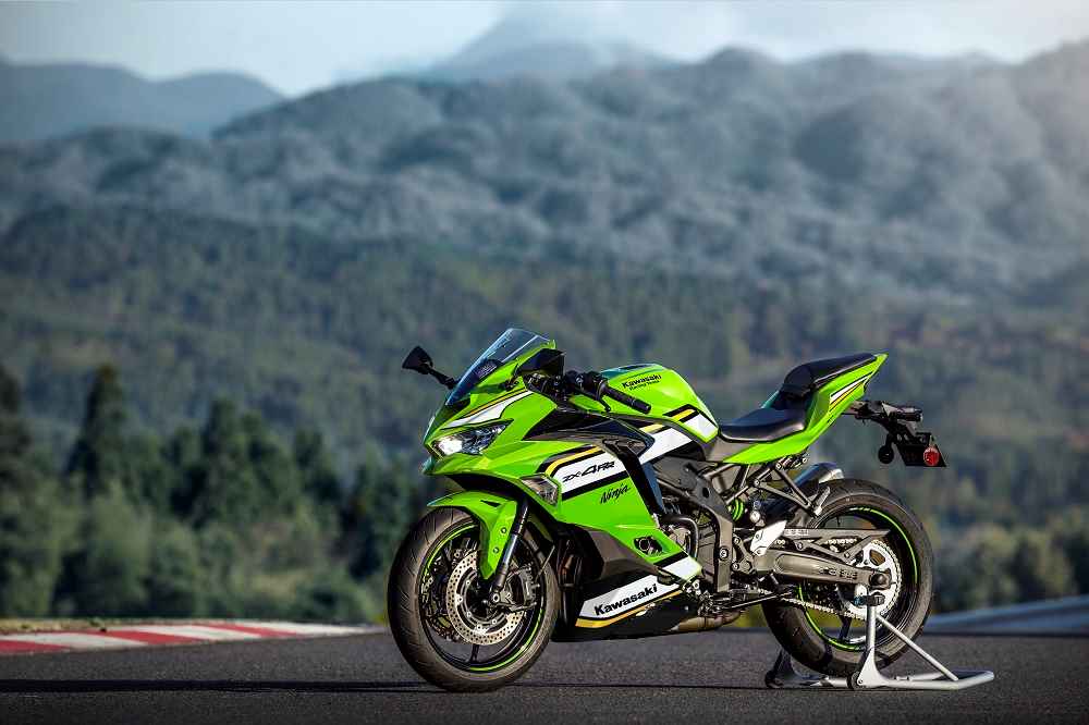 特別仕様車「Ninja 1000SX PLAZA EDITION」が発表になりました