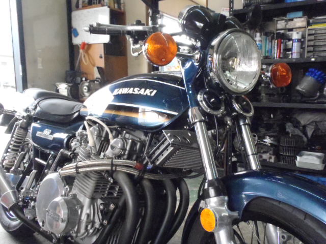 Z1/Z2,Zシリーズに於けるオイルクーラー・ホースの取り廻し