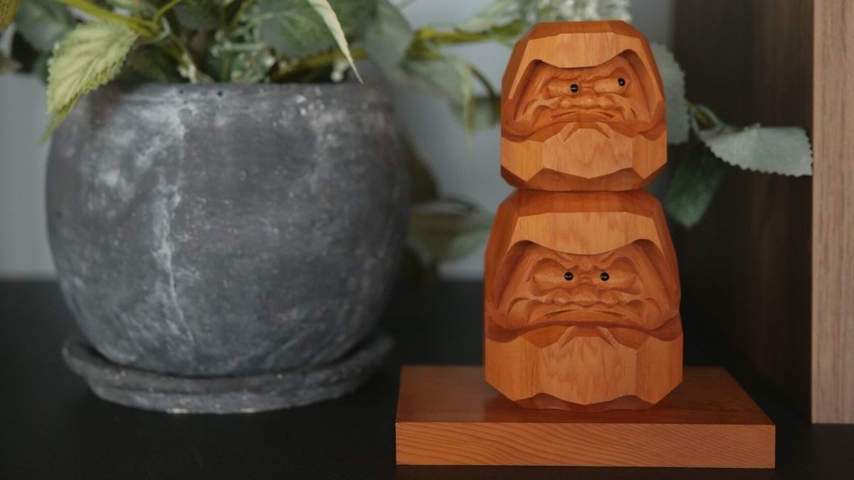 新商品】飛騨の伝統に新しい感性を「鷲塚浩｜一位一刀彫」 – 株式会社