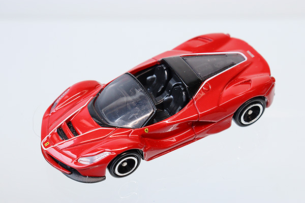 ミニカーショップ ケンボックス トミカギフトばらし フェラーリラ