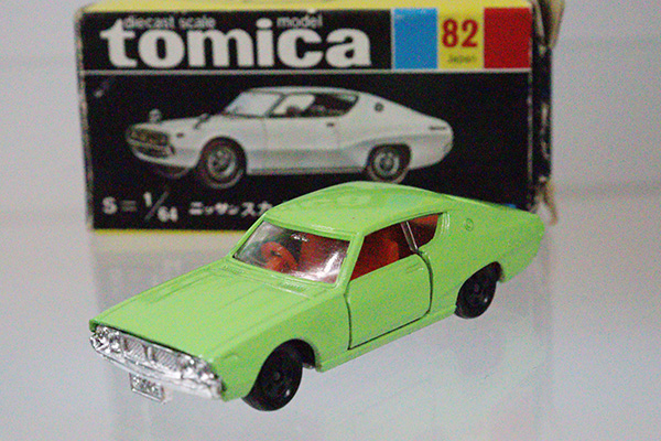 ミニカーショップ ケンボックス トミカ 黒箱☆82☆日産スカイライン