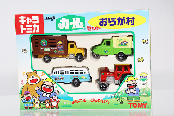 ミニカーショップ ケンボックス トミカギフトキャラトミカ明治カール