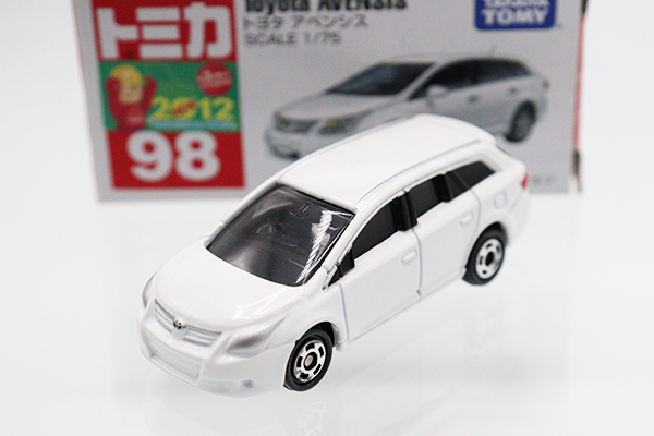 ミニカーショップ ケンボックス トミカ 赤箱☆98☆トヨタアベンシス