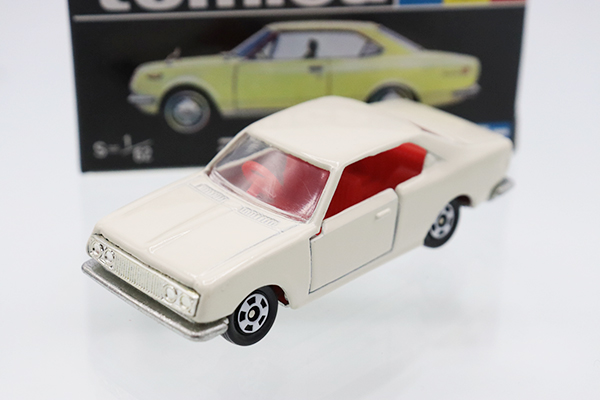 ミニカーショップ ケンボックス 復刻トミカ☆2☆トヨタコロナ マークII