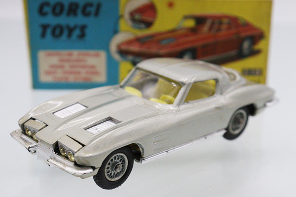 ミニカーショップ ケンボックス CORGI TOYS☆310☆シボレーコルベット