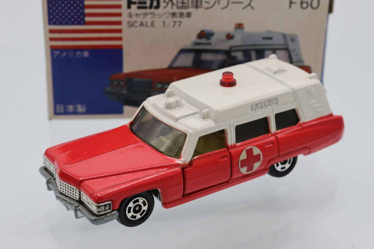 ミニカーショップ ケンボックス トミカ 青箱☆F60☆キャラディック