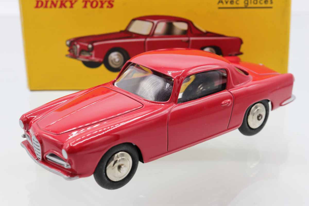 ミニカーショップ ケンボックス DINKY TOYS☆24J☆ALFA-ROMEO1900