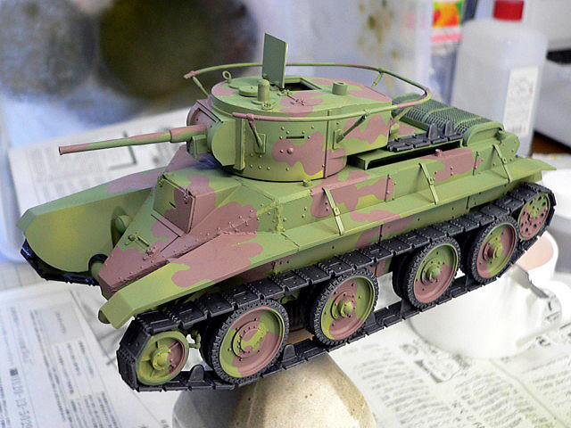 BT-5 ソビエト軍軽戦車 ズベズダ 1/35 組立と塗装・製作記・完成写真