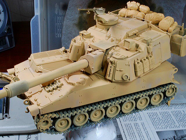 M109A6 パラディン アメリカ軍自走砲 イタレリ 1/35 組立と塗装・製作