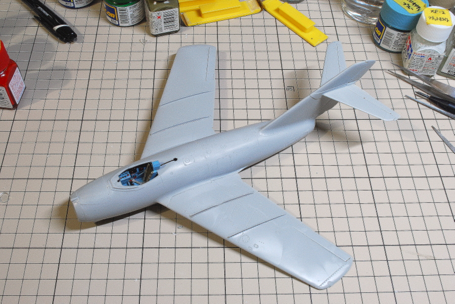 MiG-15bis ファゴットB 中国義勇空軍 トランペッター 1/48 組立と塗装