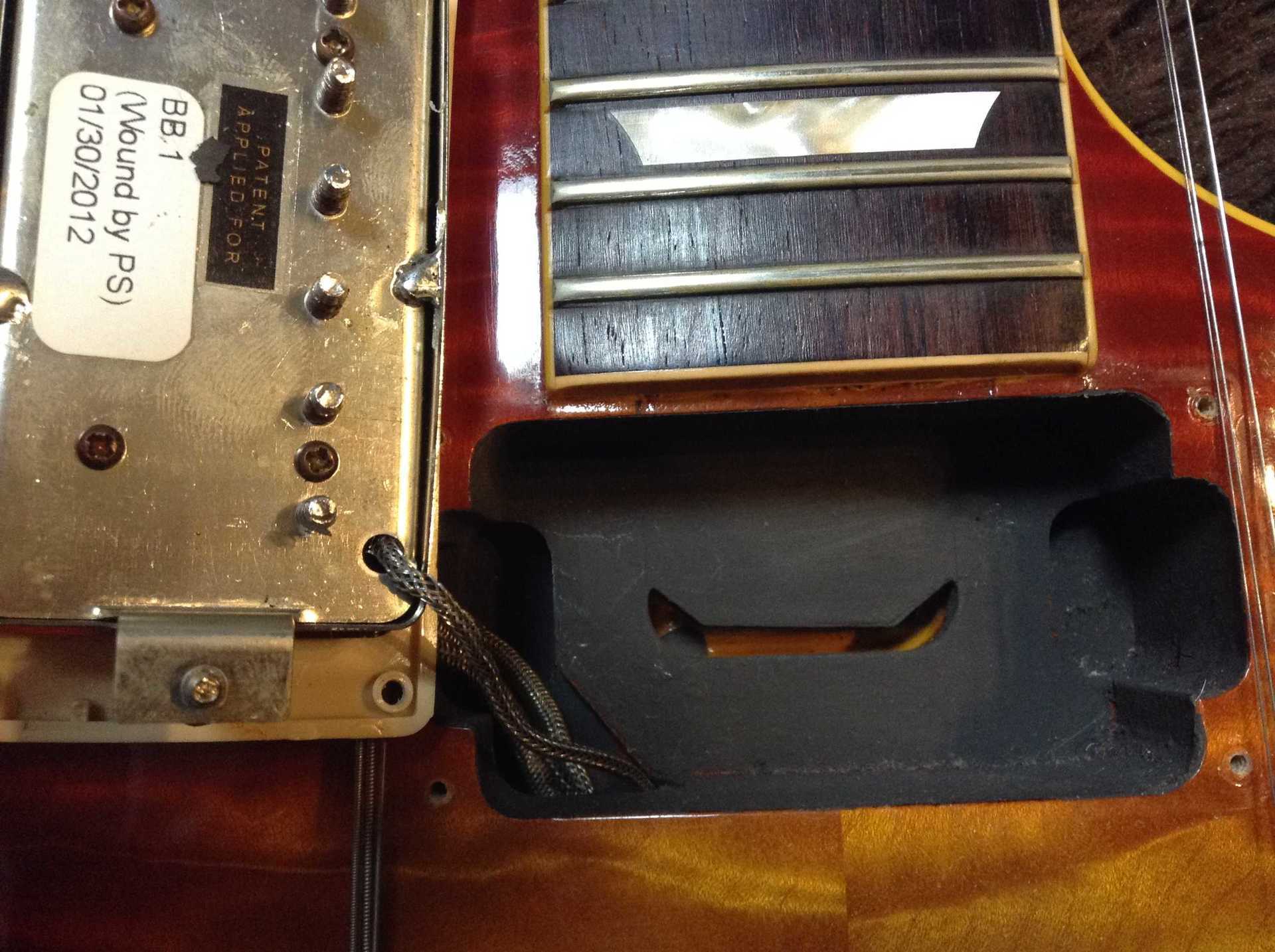 LES PAUL '59 PREMIUM GRADE 2004: 昔に比べりゃ 金も入るし・・・・