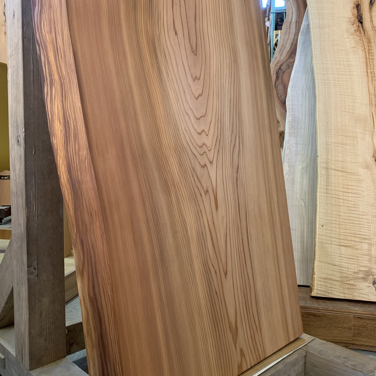 杉(赤身)一枚板【三重】 2100×450~550×45㎜ | 一枚板xオイル仕上げの