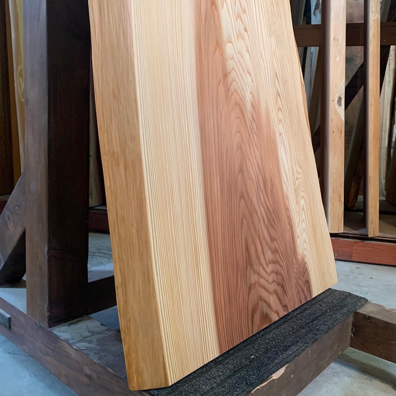 すぎ一枚板 2000×320~600×41㎜ | 一枚板xオイル仕上げの専門店｜木の店