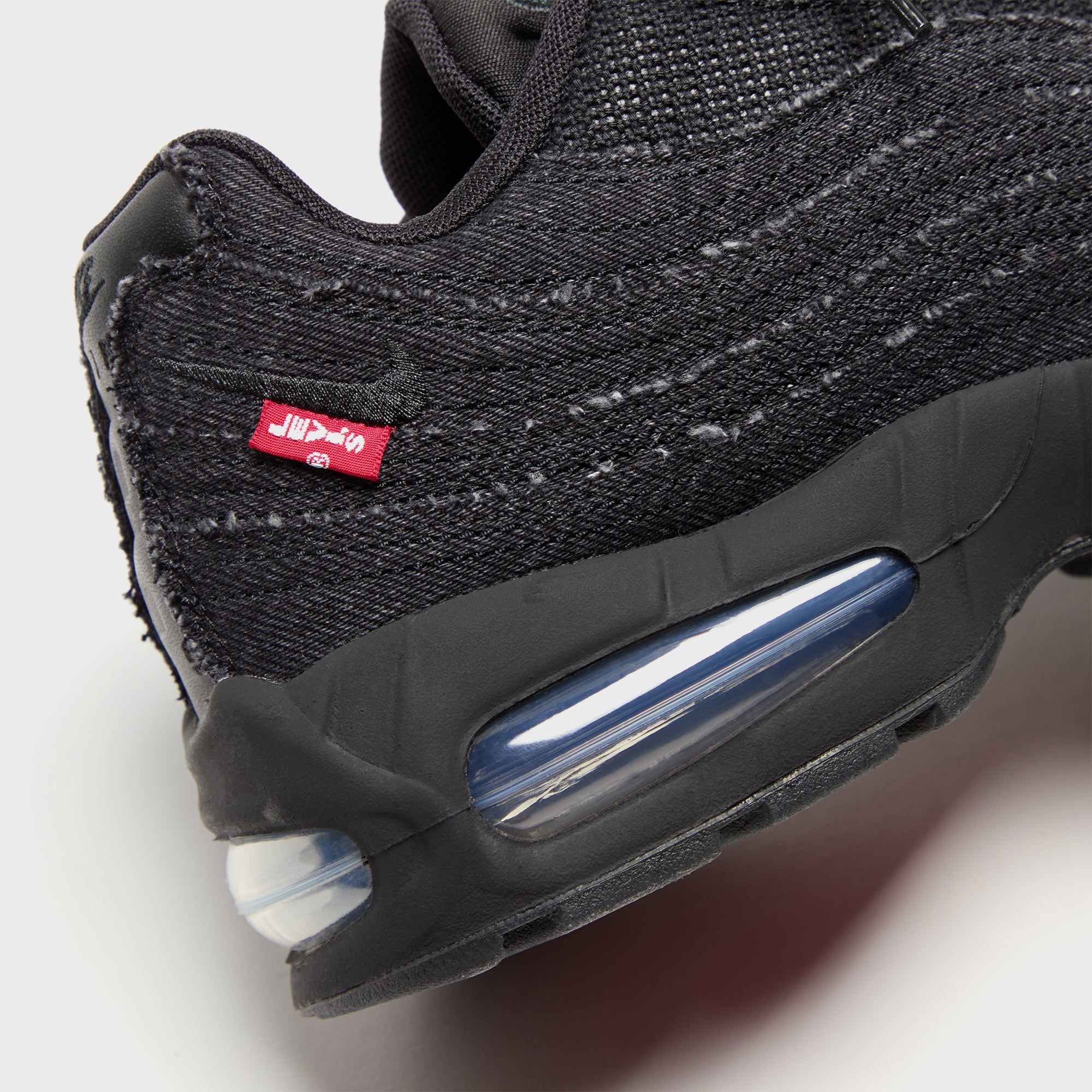 Nike x Levi's Air Max 95 OG - Black – Kith