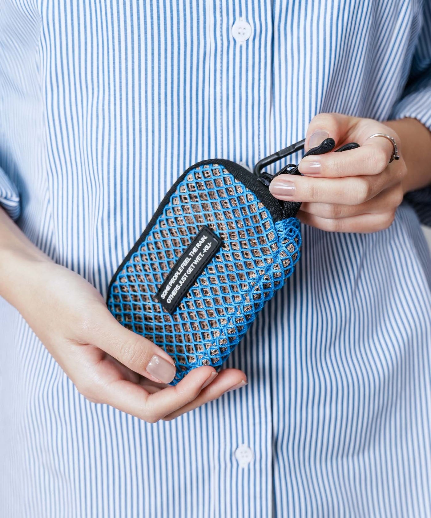 ダブルメッシュポーチ Sサイズ K464 – KiU公式オンラインショップ