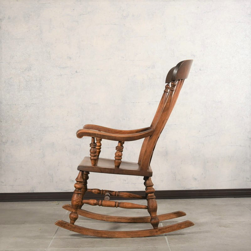 カントリーアンティークのロッキングチェア – 神戸アンティークウェア
