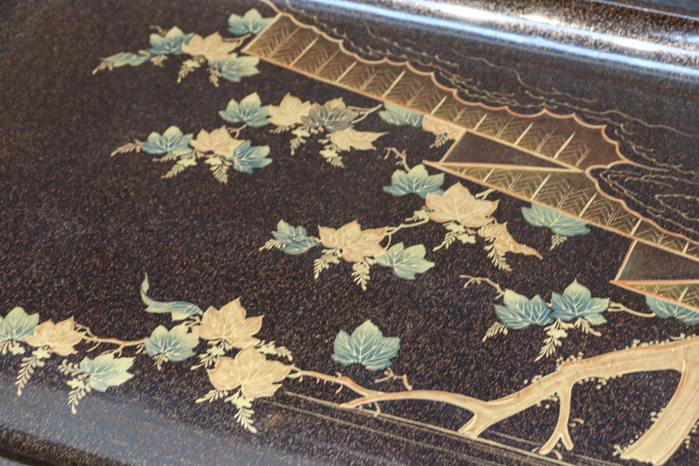 華やかな蒔絵で艶やかな光沢に包まれたお膳 DC8949 – 古福庵