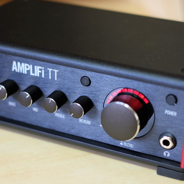 DTMにも使いやすいコンパクトな卓上アンプシミュレーター、マルチ