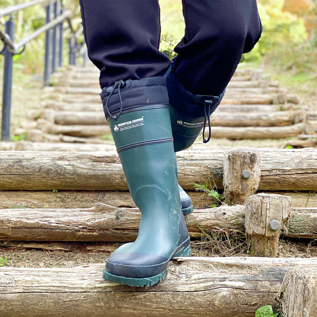 MOUNTAIN ENOUGH X1｜軽量＆柔軟性、劣化に強いゴム