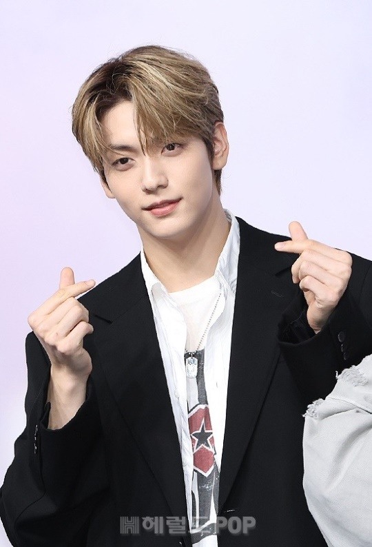 公式全文】「TOMORROW X TOGETHER」スビン、体調不良で活動中断…「年末