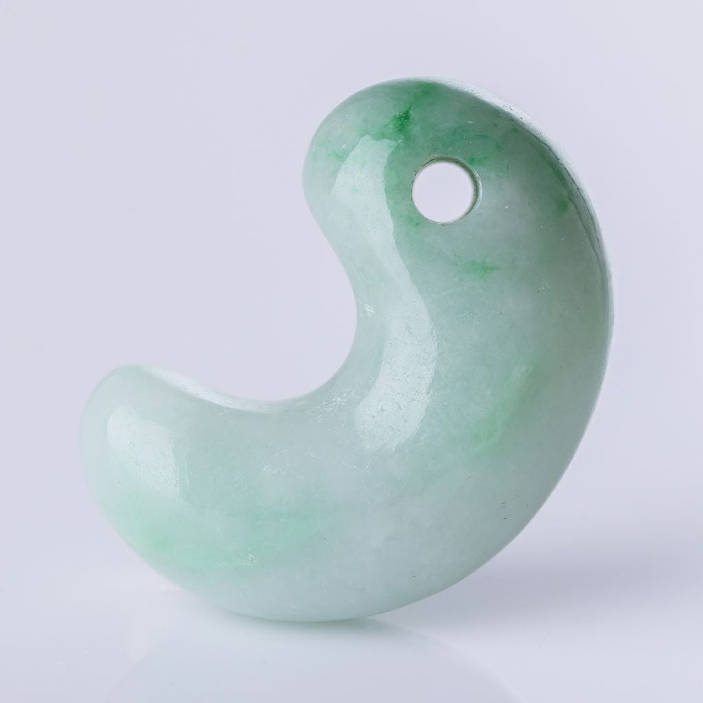 勾玉-翡翠勾玉｜《公式》糸魚川翡翠工房こたき