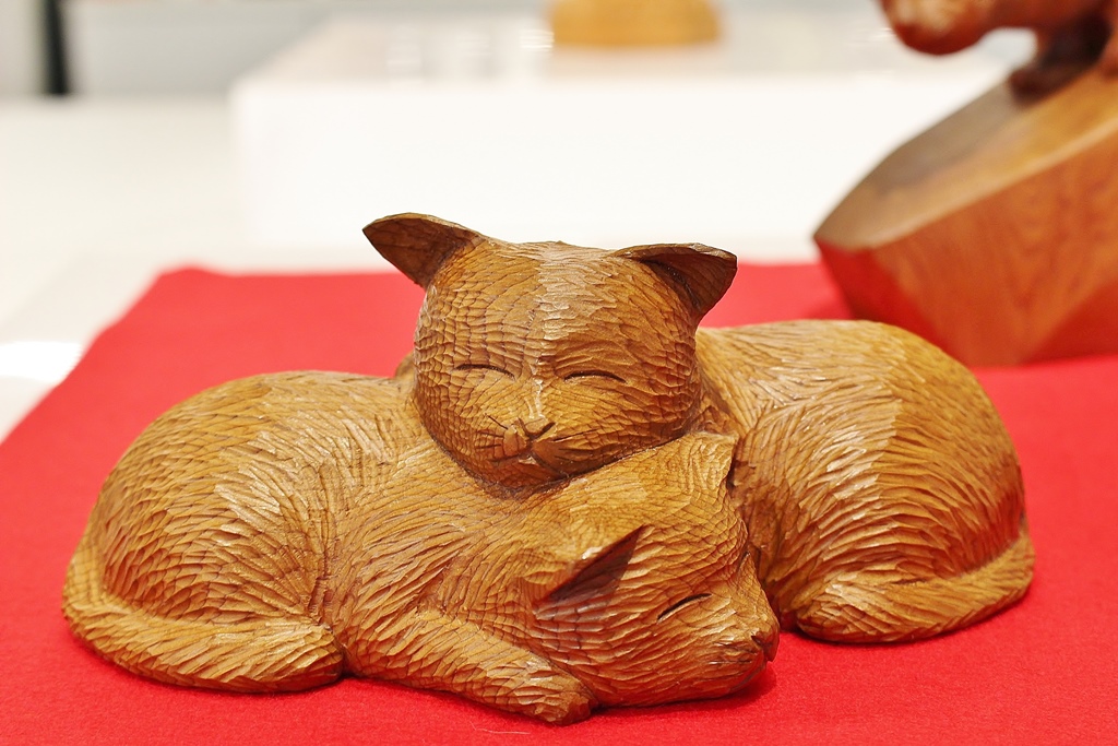 飛騨一位一刀彫展 猫・集めました。 | 伝統工芸 青山スクエア