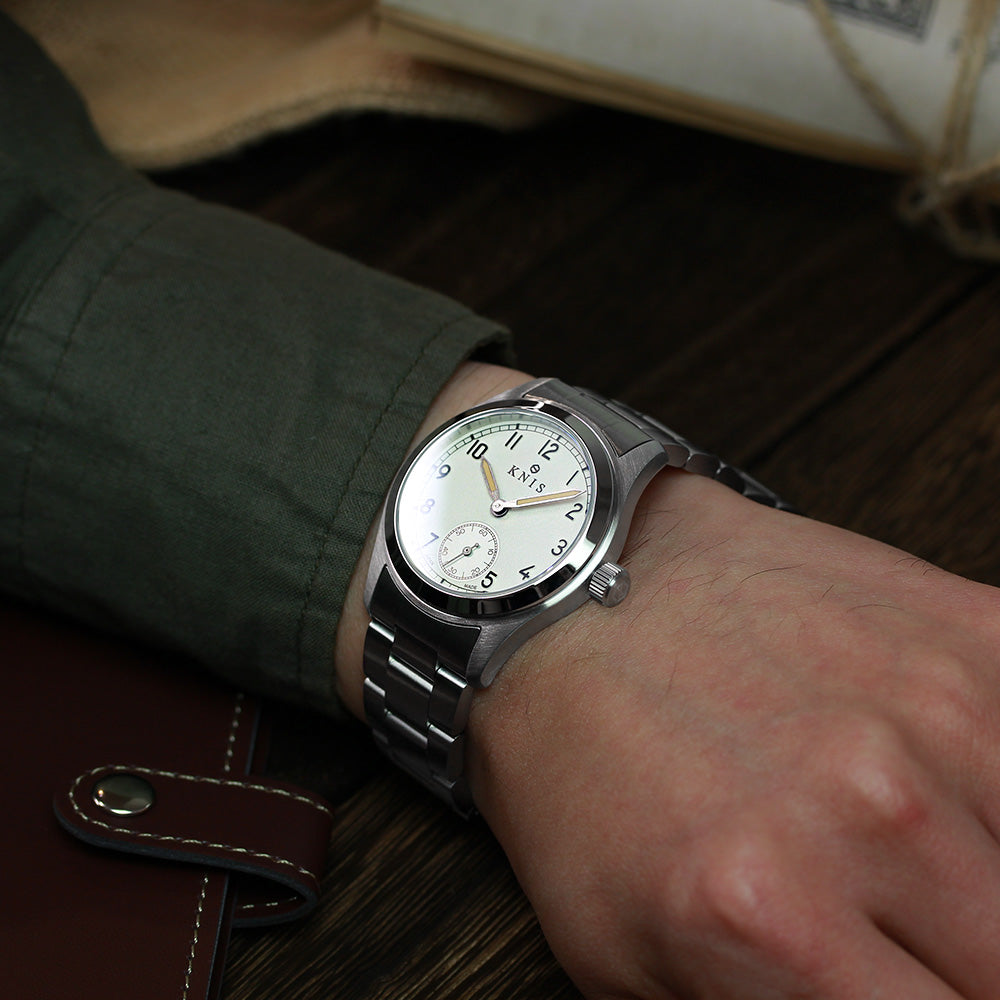 KNIS レトロミリタリーウォッチ オフホワイトダイヤル ステンレス