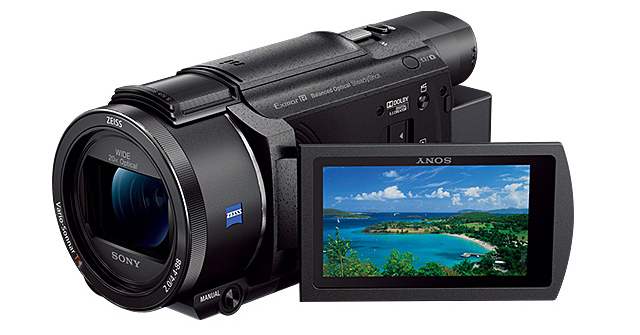 従来のハンディカムから、モニターが広視野角となったデジタル4Kビデオ