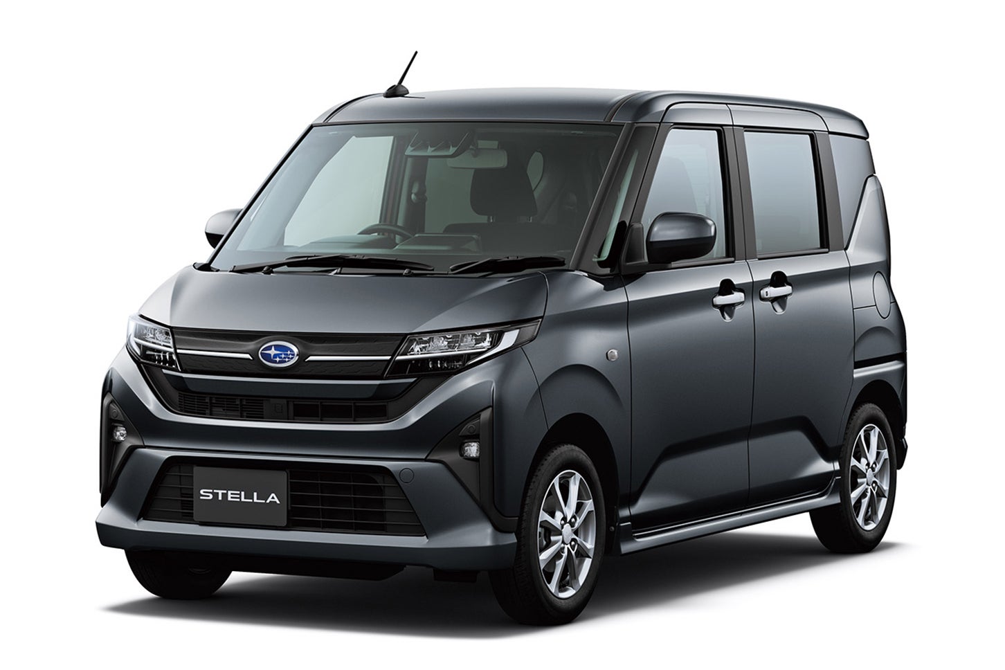 スバルから新型「ステラ」がデビュー！ 4代目は両側スライドドア採用
