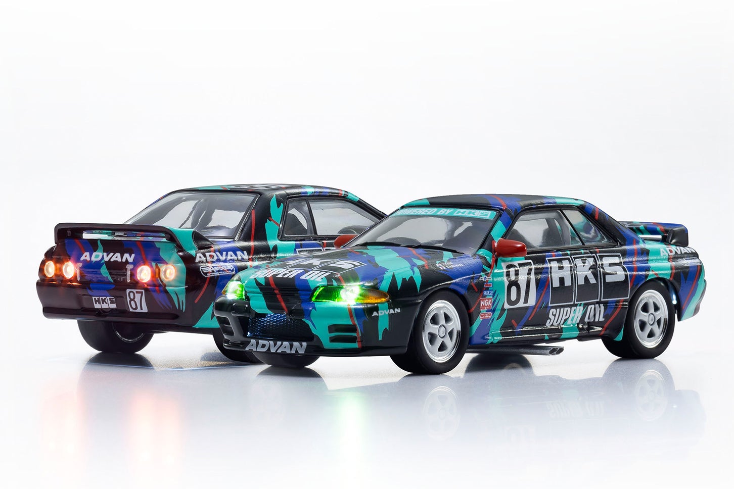 ファミマで買えるミニカーに「HKS スカイラインGT-R」が登場！ 京商