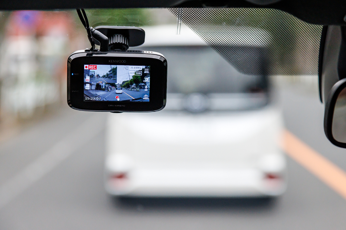 ケンウッドのドラレコ決定版 最新フルスペックモデル「DRV-MR870」を