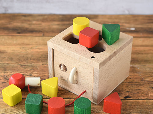 キーボックス NIC｜木のおもちゃ KURABOKKO