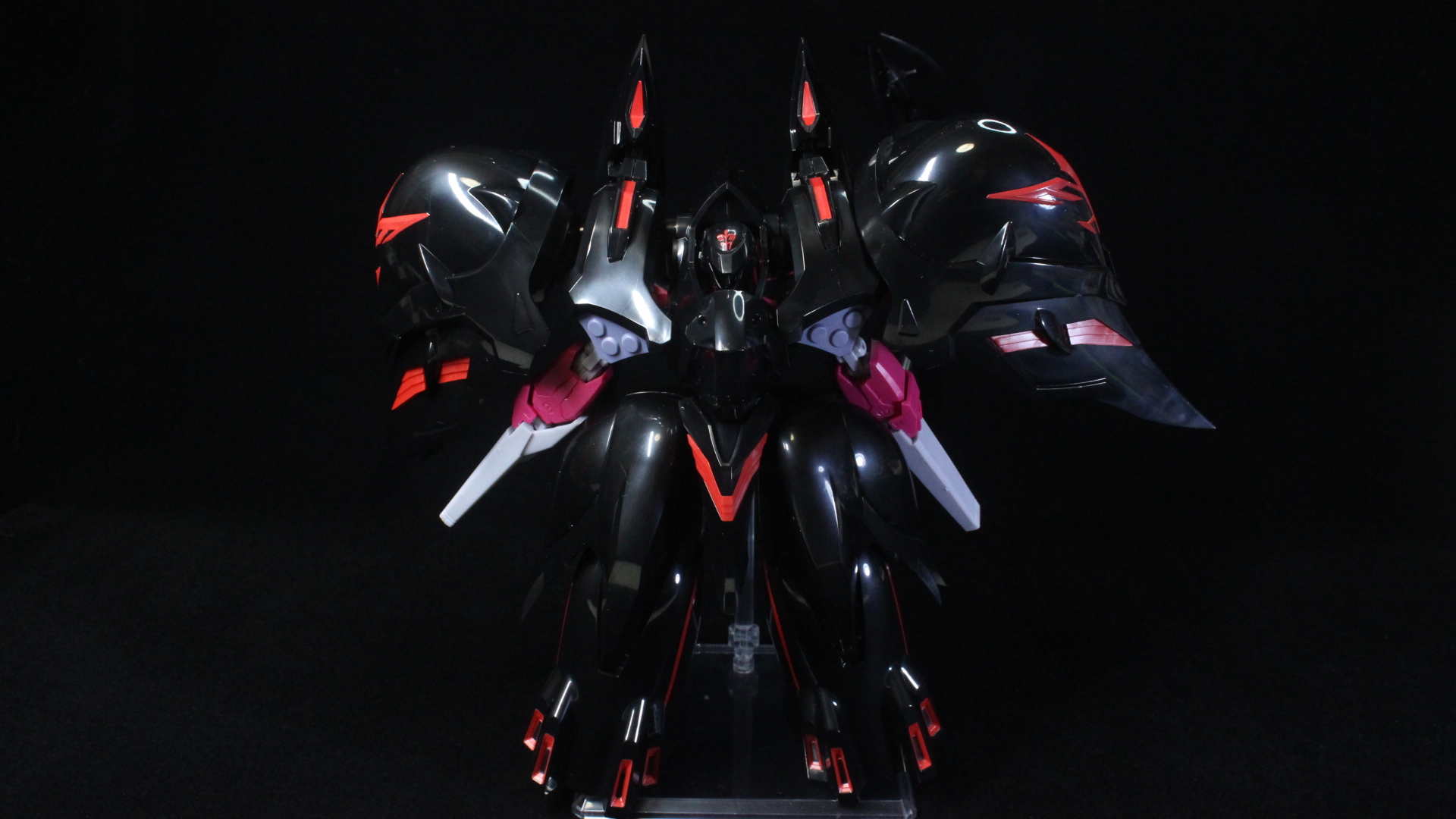 素組画像あります】MODEROID ブラックサレナ ランナー紹介│くらくら