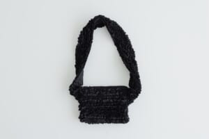 R&D.M.Co-（オールドマンズテーラー）」に別注した限定色のフリル