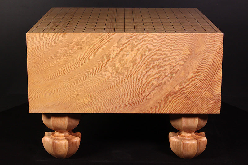 超お得！！) 桐蓋付新榧天然木碁盤6.7寸 天然漆線引 超お得！！) 桐蓋