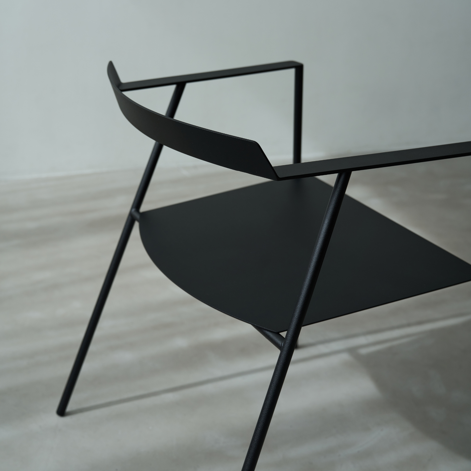 KUROSHIRO】STEEL CHAIR