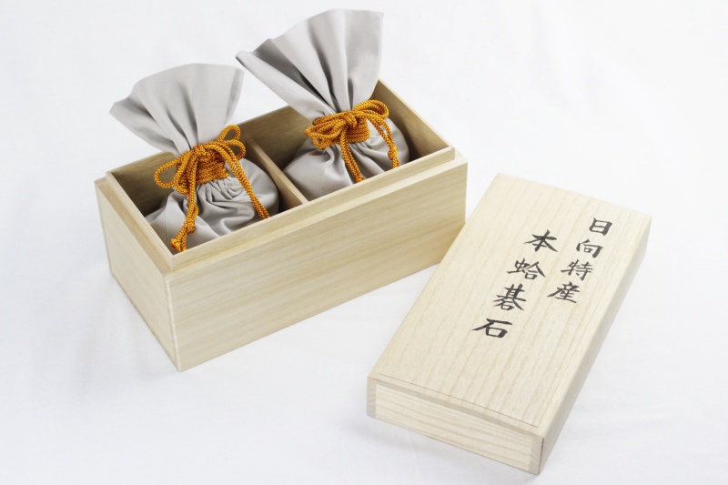 日向特産蛤碁石 34号（9.5mm厚）花印