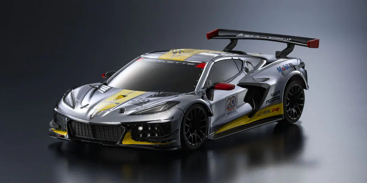 Kyosho Mini-Z MR04 CHEVROLET® CORVETTE® C8.R Chrome / Yellow
