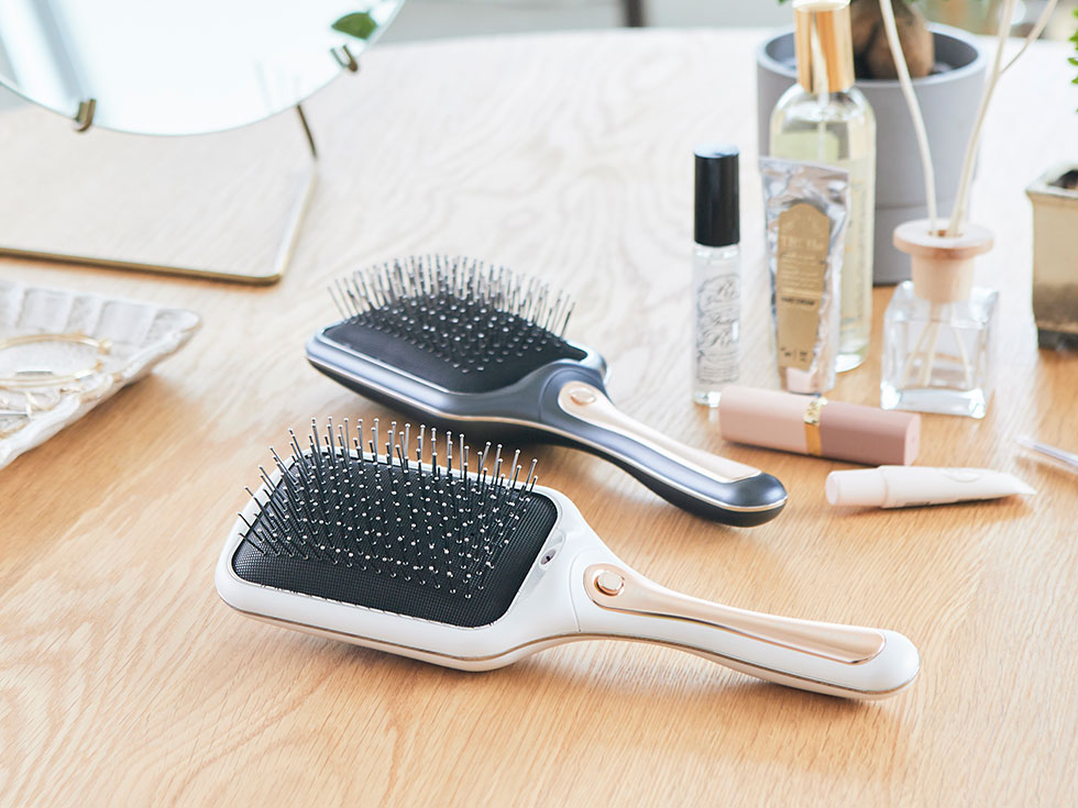 マイナスイオンタイプリセットブラシKBE-2420 | コイズミオンライン