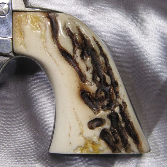 L.A.ホビーショップ / 樹脂製グリップ : SAA用 スタッグホーンタイプ 1